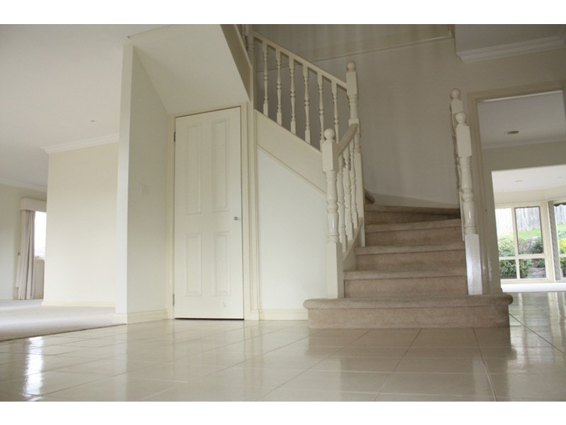 3 Riverview Terrace, Sunbury VIC 3429