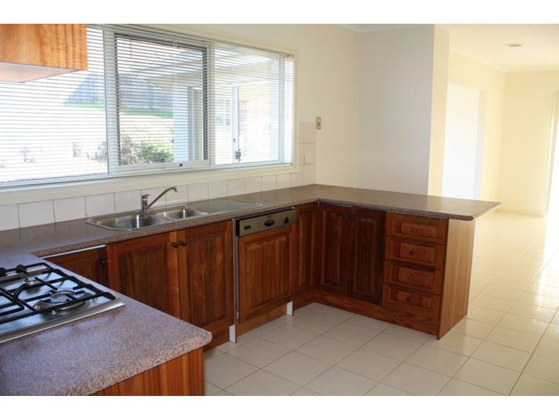 3 Riverview Terrace, Sunbury VIC 3429