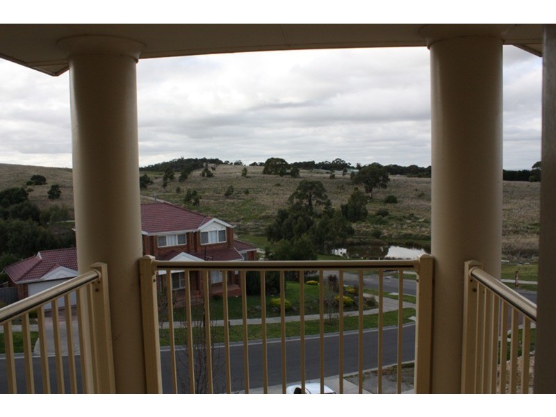 3 Riverview Terrace, Sunbury VIC 3429