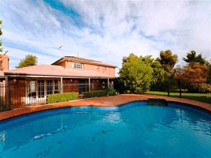 13 Tennyson Court, Sunbury VIC 3429