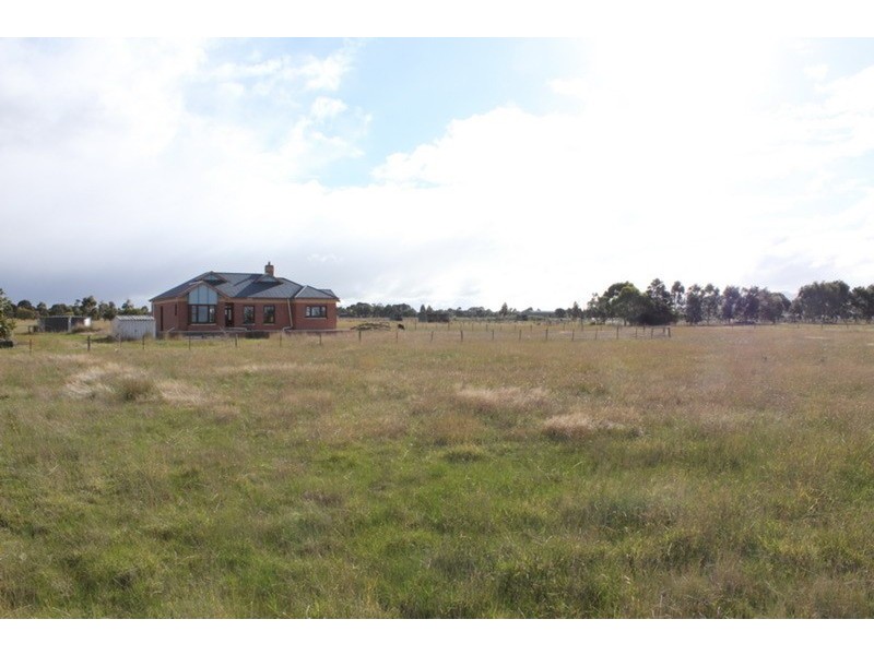 38 Murray Road, Gisborne VIC 3437