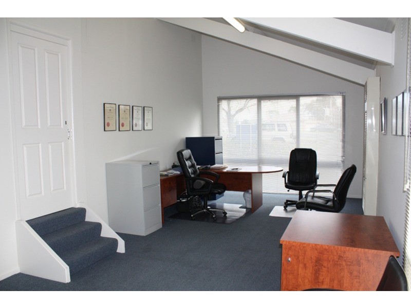 9 Macedon Street, Sunbury VIC 3429