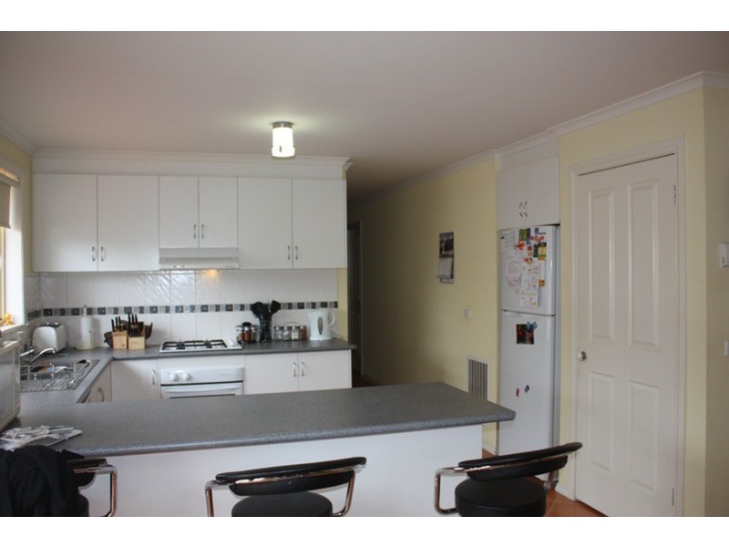 36 Long Drive, Sunbury VIC 3429