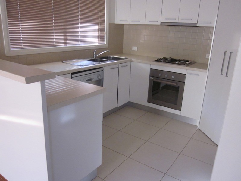 16 Saxonwood Drive, Sunbury VIC 3429