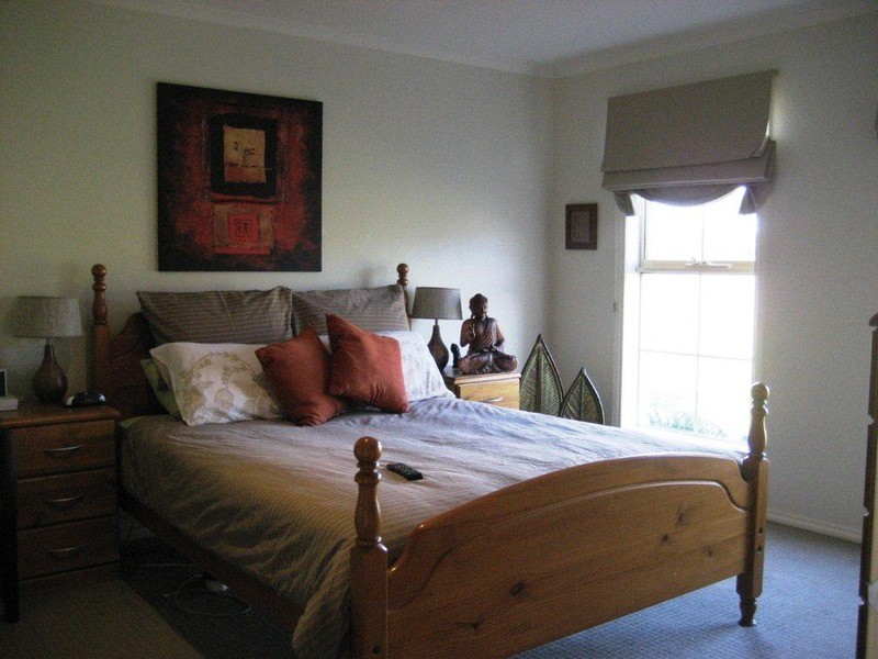 32 Shaw Drive, Romsey VIC 3434