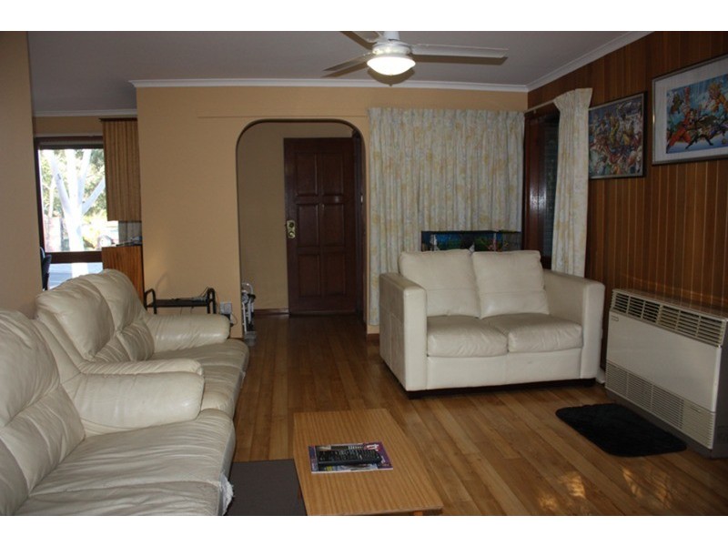 2 Louis Way, Sunbury VIC 3429