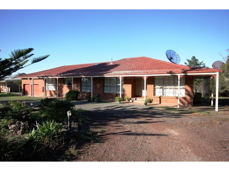 10 Watsons Road, Sunbury VIC 3429