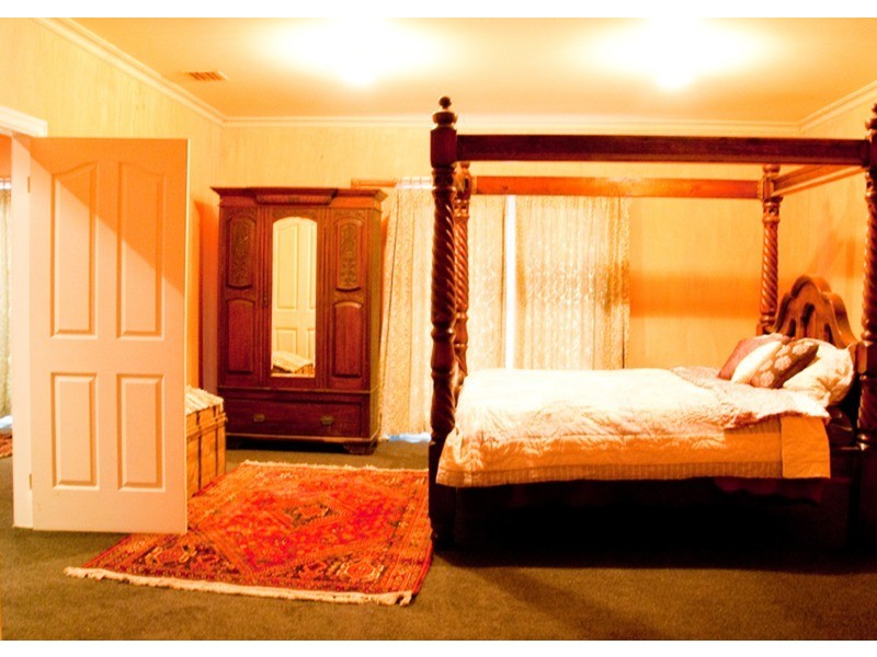 80 Watsons Road, Diggers Rest VIC 3427