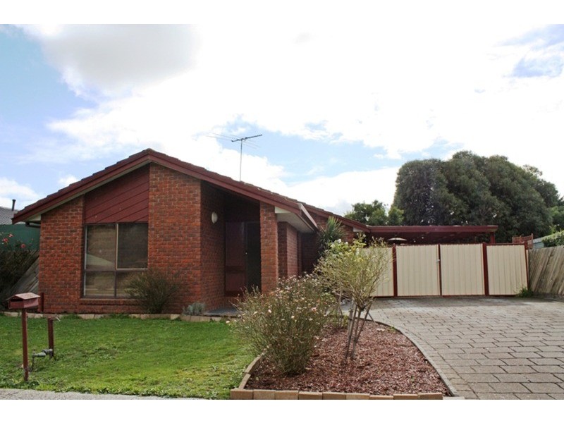 67 Carnoustie Drive, Sunbury VIC 3429