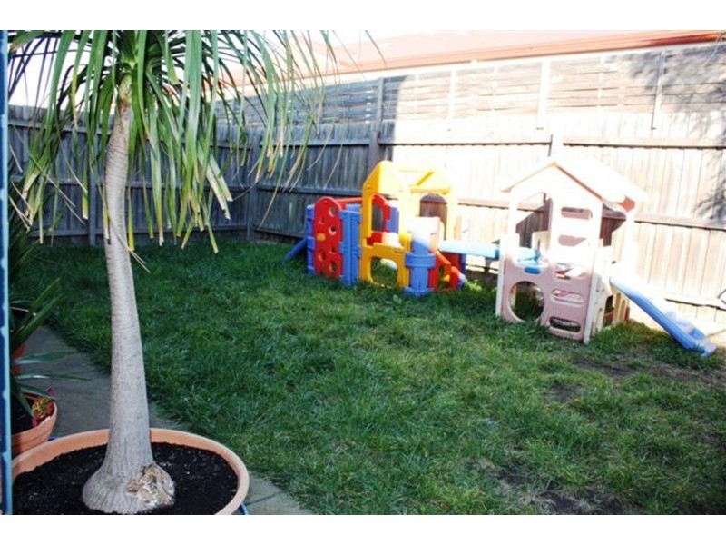 7/17a Cornish Street, Sunbury VIC 3429