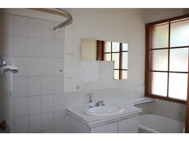 13 Shoring Road, Diggers Rest VIC 3427