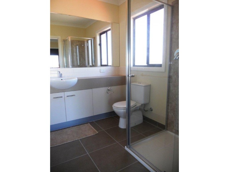 12 Grandridge Way, Sunbury VIC 3429