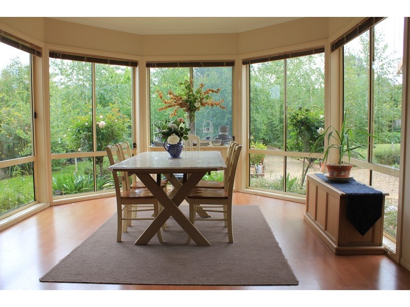 14 Fersfield Road, Gisborne VIC 3437