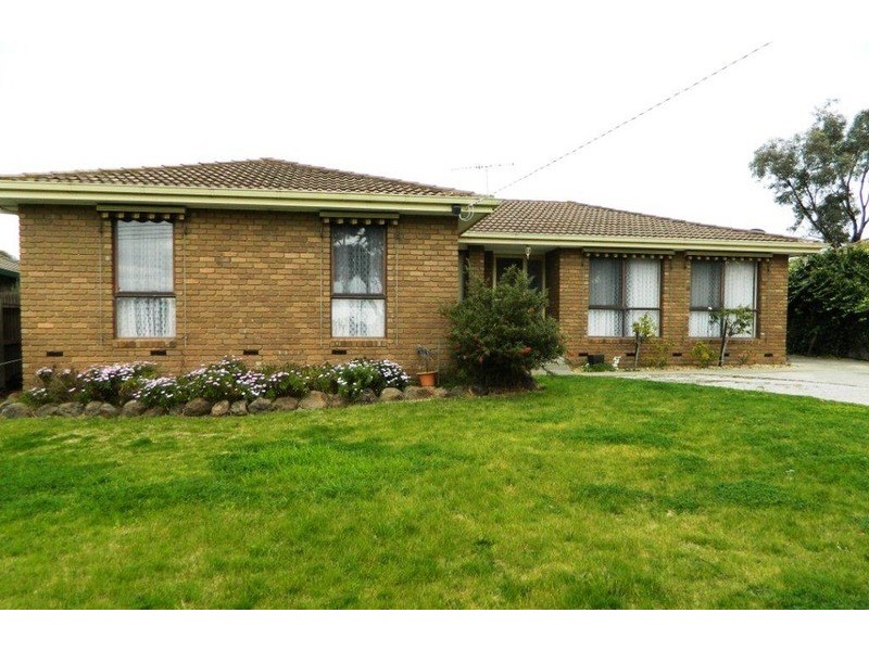 65 Gap  Road, Sunbury VIC 3429
