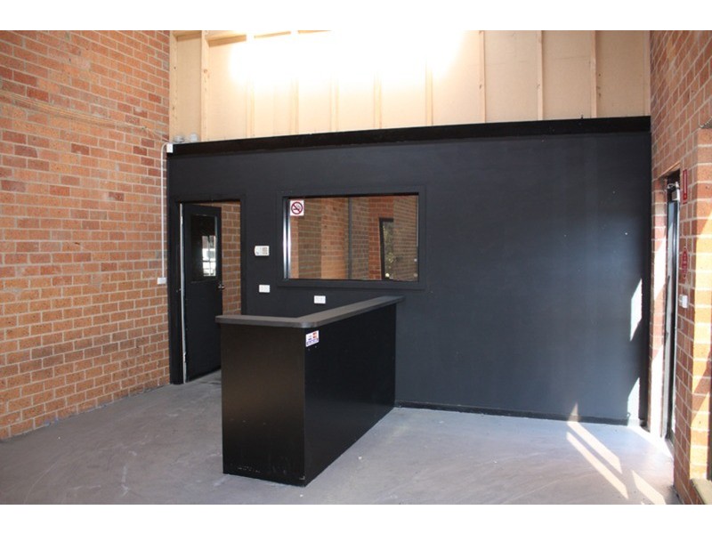 1/8-10  Sussex Court, Sunbury VIC 3429