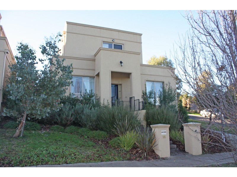 16 Saxonwood Drive, Sunbury VIC 3429