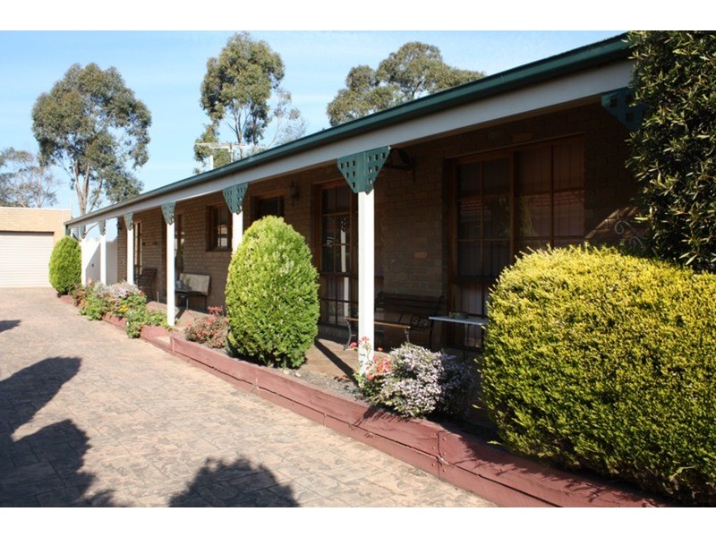 19 Woodstock Close, Sunbury VIC 3429