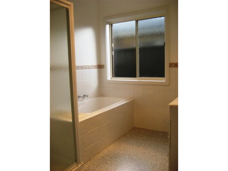 11 Bennett Court, Sunbury VIC 3429