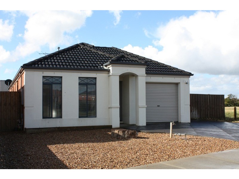 56 Charter Road East, Sunbury VIC 3429