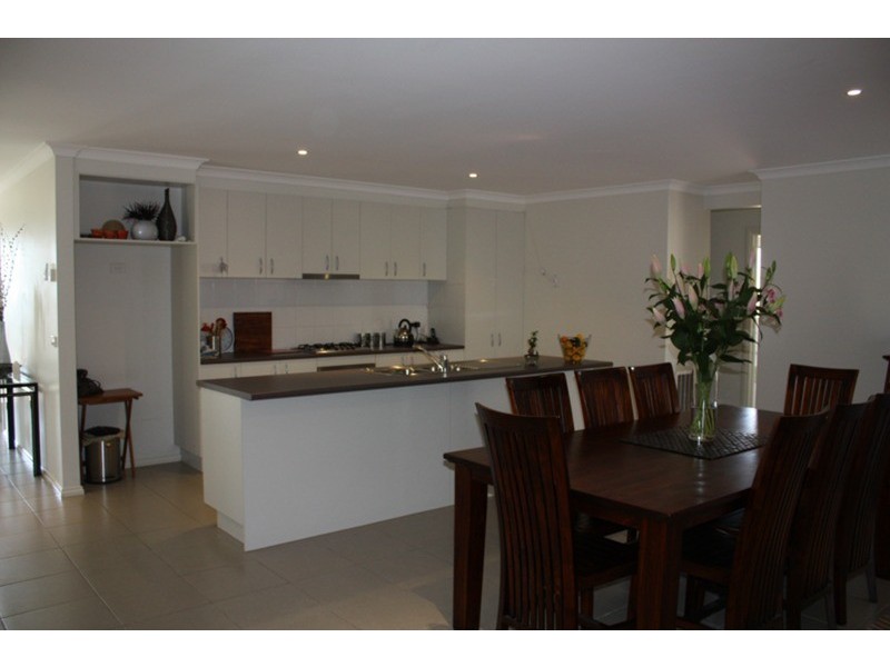 138 Phillip Drive, Sunbury VIC 3429
