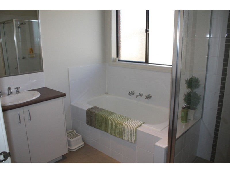 138 Phillip Drive, Sunbury VIC 3429