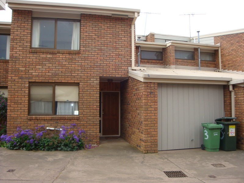 3/131-133 Evans Street, Sunbury VIC 3429