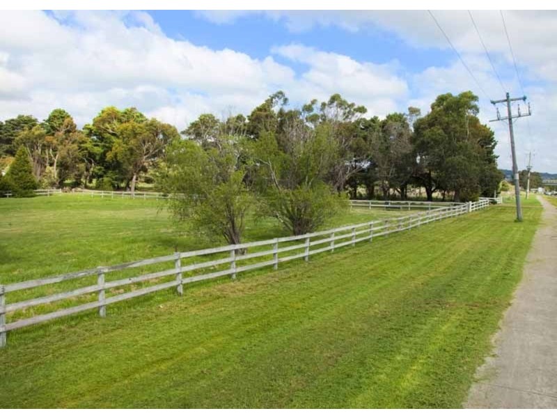 146 Station  Road, New Gisborne VIC 3438