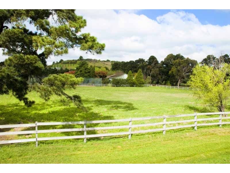 146 Station Road, New Gisborne VIC 3438