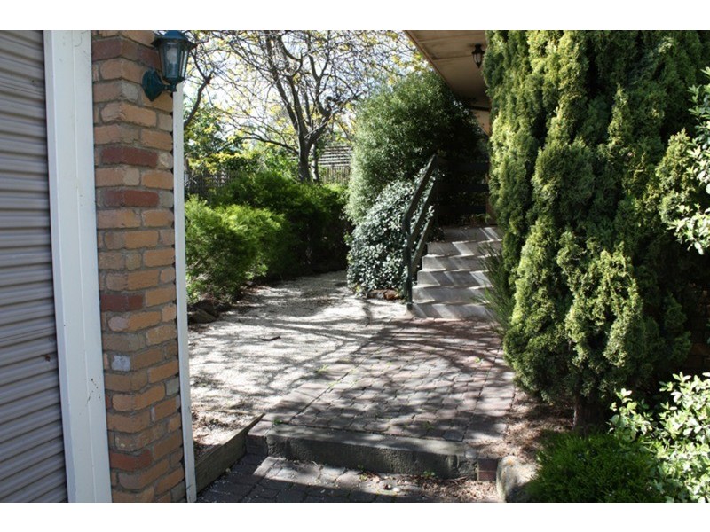 1 Argyle Place, Sunbury VIC 3429