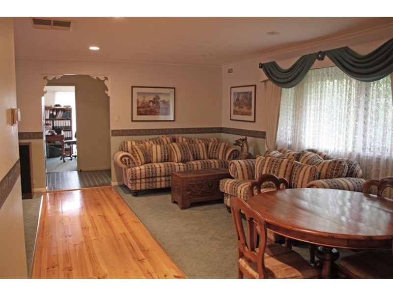 1 Argyle Place, Sunbury VIC 3429