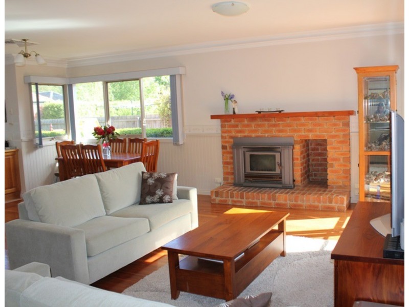 2 Wodalla Grove, Gisborne VIC 3437