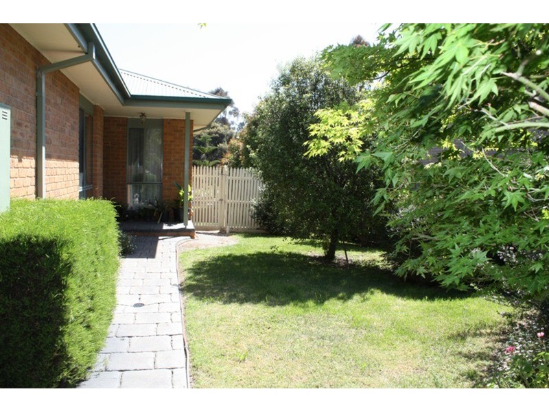 3 Hasluck Court, Sunbury VIC 3429