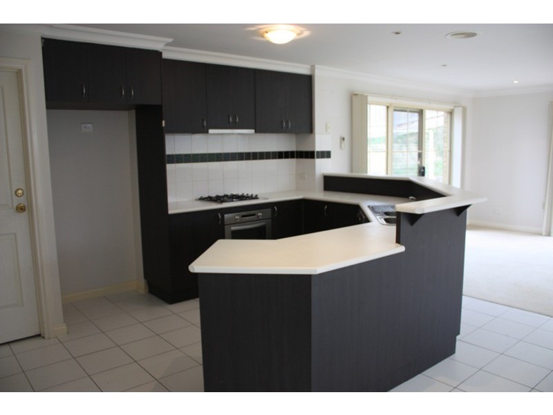 16 Bundanoon Avenue, Sunbury VIC 3429