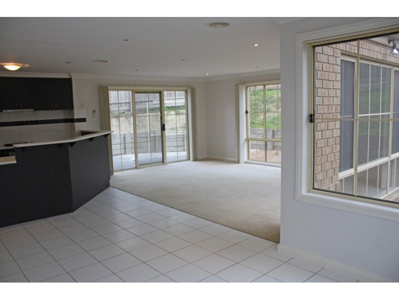16 Bundanoon Avenue, Sunbury VIC 3429