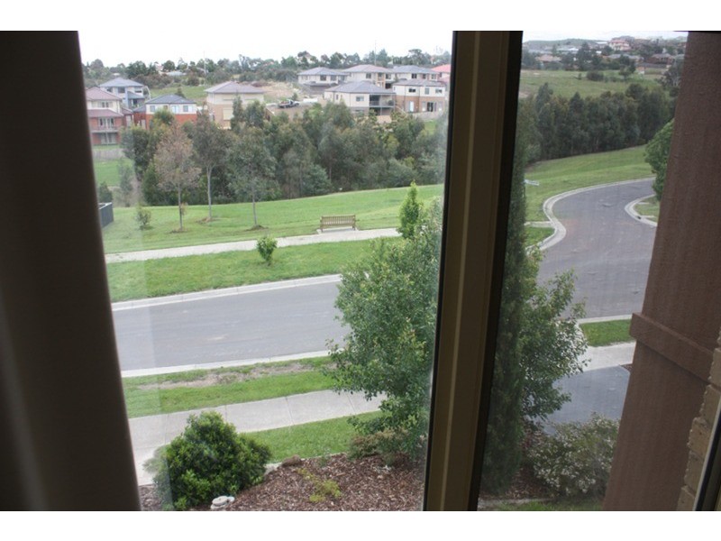 16 Bundanoon Avenue, Sunbury VIC 3429