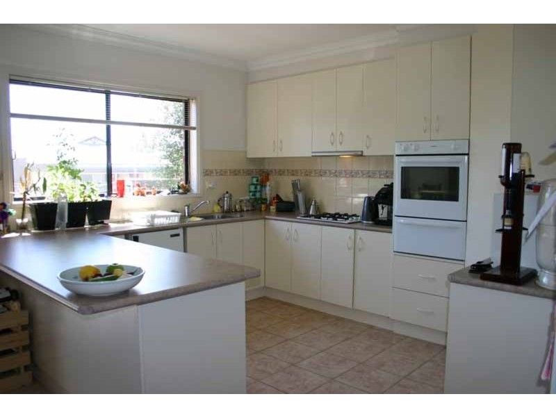 501 Elizabeth  Drive, Sunbury VIC 3429