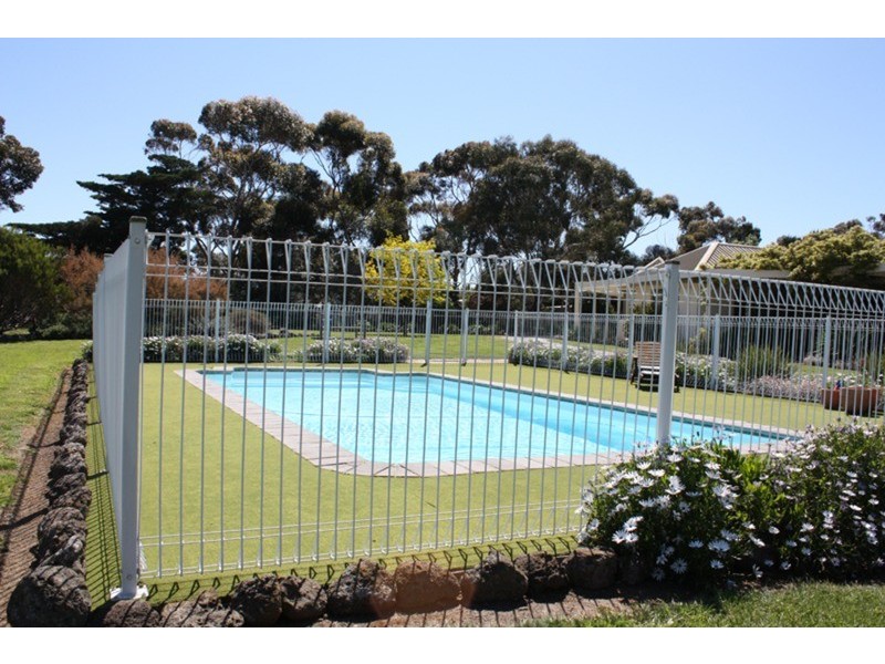 115 St Johns  Road, Bulla VIC 3428