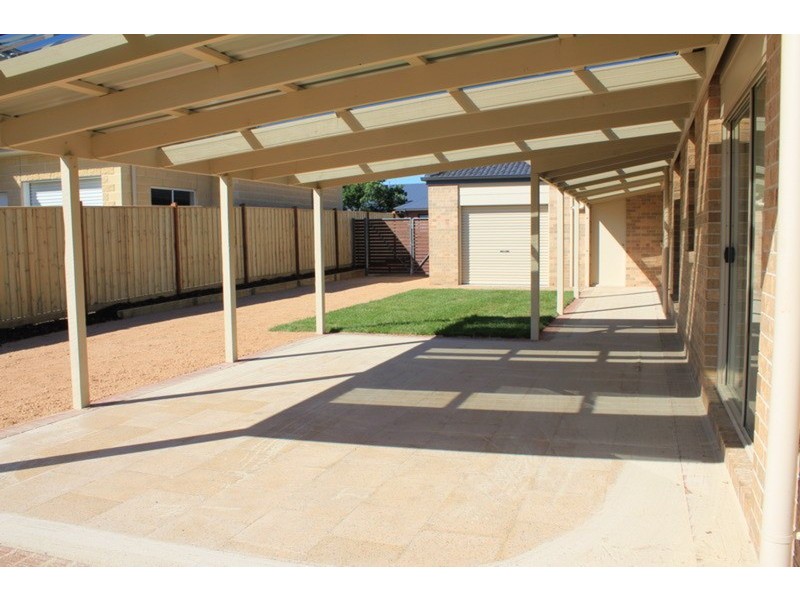 11 Pearce Court, Gisborne VIC 3437
