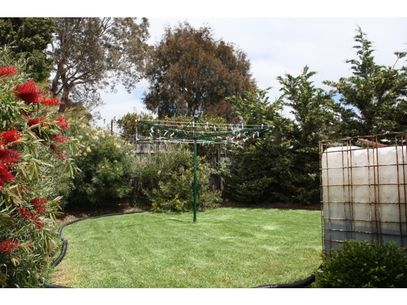 51 Blaxland Drive, Sunbury VIC 3429