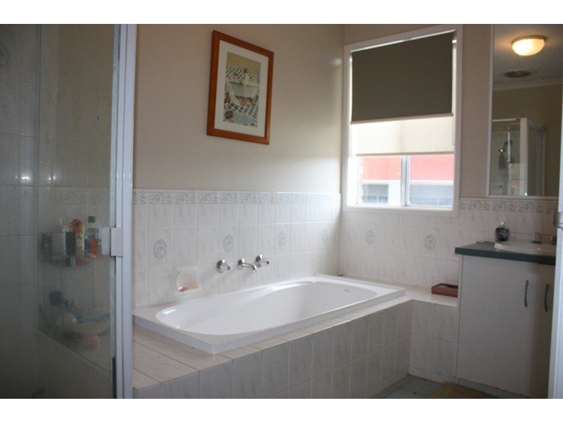 20 Fawcett Place, Sunbury VIC 3429