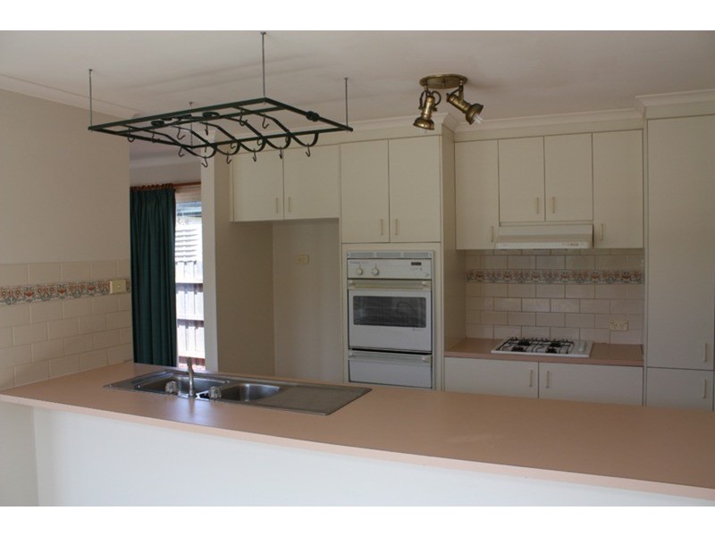 26 Scotch Court, Sunbury VIC 3429