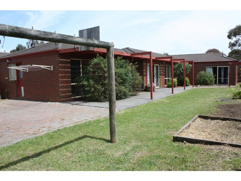 26 Scotch Court, Sunbury VIC 3429