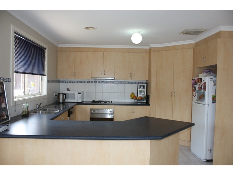 30 Border Boulevard, Sunbury VIC 3429