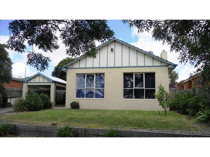 11 Hume  Street, Sunbury VIC 3429