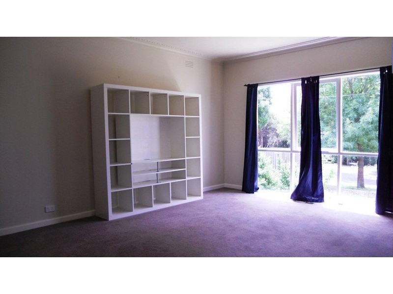 11 Hume  Street, Sunbury VIC 3429