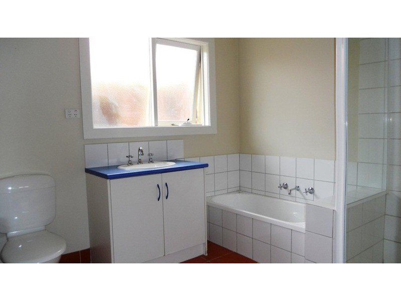 11 Hume  Street, Sunbury VIC 3429