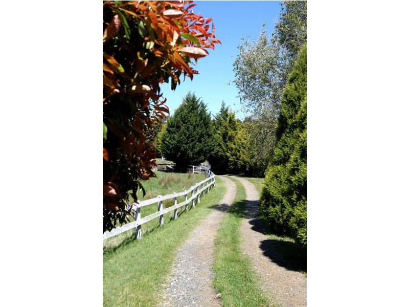 1327 Three Chain  Road, Cobaw VIC 3442