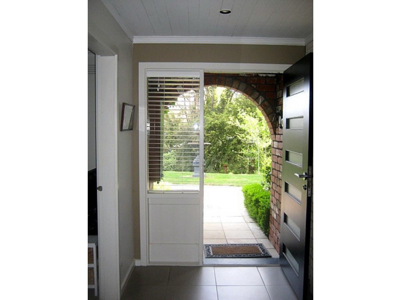 18 Lansdowne Street, Macedon VIC 3440