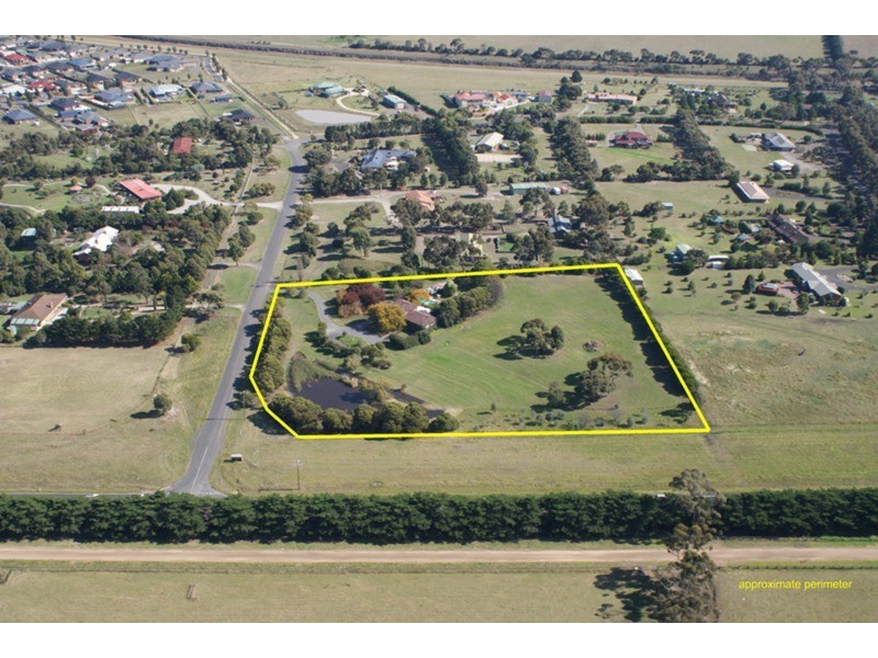 10 Balbethan Drive, Sunbury VIC 3429