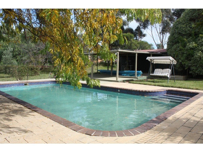 10 Balbethan Drive, Sunbury VIC 3429